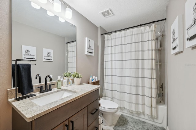 11034 Flock Ave, Weeki Wachee, FL 34613 - bathroom with vanity and shower / tub combo with curtain