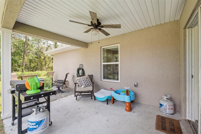 11034 Flock Ave, Weeki Wachee, FL 34613 - view of patio / terrace with ceiling fan