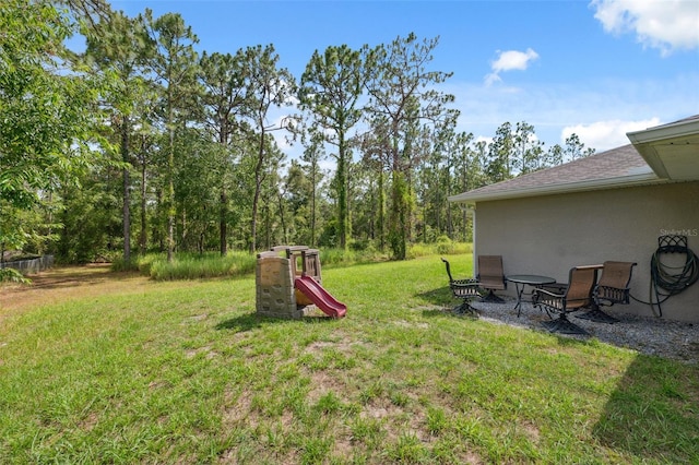 11034 Flock Ave, Weeki Wachee, FL 34613 - view of green lawn