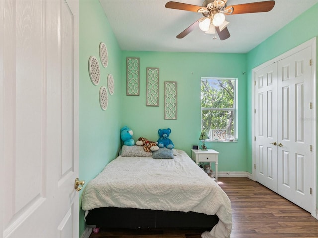 4481 Birchfield Loop, Spring Hill, FL 34609 - bedroom featuring wood finished floors, ceiling fan, and a closet