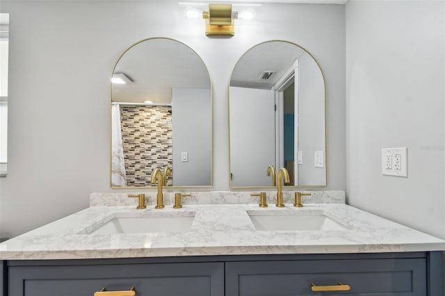 1071 Lexington Ct, Largo, FL 33771 - bathroom featuring double vanity