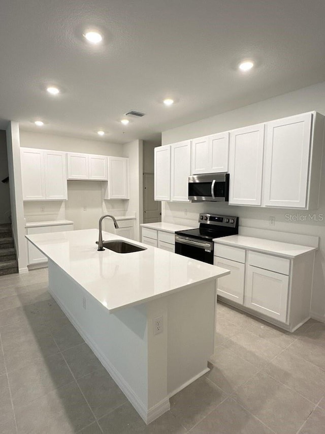 5281 Luisa Ct, Saint Cloud, FL 34771 - photo 2