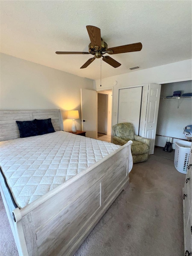 12104 Boynton Ln, New Port Richey, FL 34654 - carpeted bedroom featuring ceiling fan and a textured ceiling