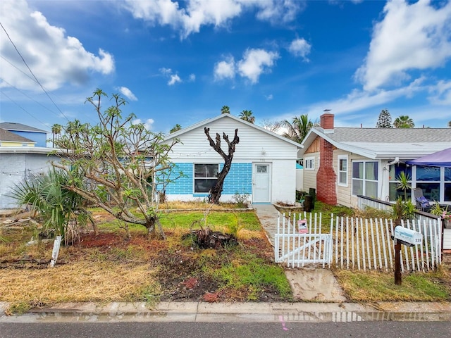 336 Boca Ciega Dr, Madeira Beach, FL 33708 - view of front facade