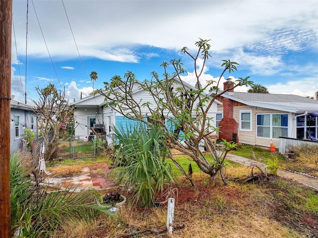 336 Boca Ciega Dr, Madeira Beach, FL 33708 - view of side of property