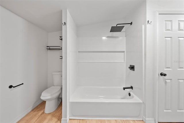4622 Paloverde Dr, New Port Richey, FL 34652 - bathroom featuring wood finished floors and bathing tub / shower combination