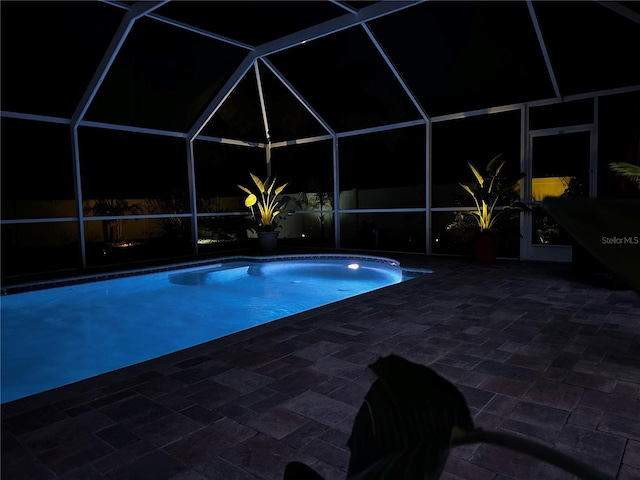 9431 Spring Hill Dr, Spring Hill, FL 34608 - swimming pool with a patio area and a lanai