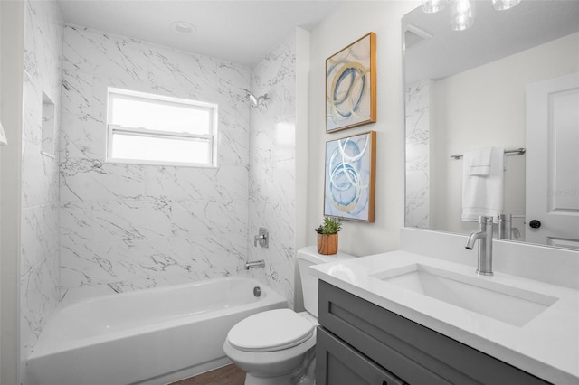 5555 Baffin Cir, Spring Hill, FL 34606 - full bathroom with vanity and shower / bath combination