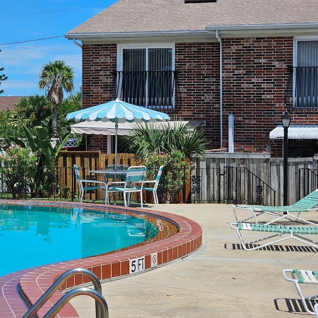 2200 S Palmetto Ave Unit E050, South Daytona, FL 32119 - view of swimming pool