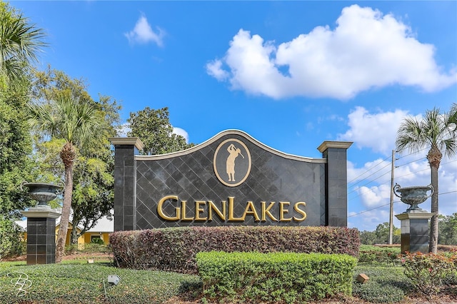 9406 Burnam Dr, Weeki Wachee, FL 34613 - view of community sign
