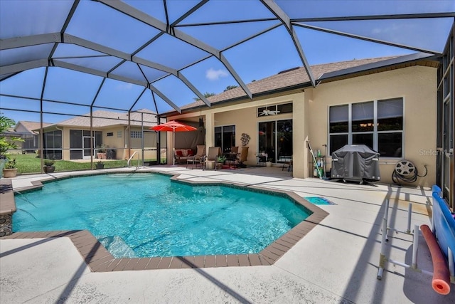 9406 Burnam Dr, Weeki Wachee, FL 34613 - swimming pool with a patio area and a grill