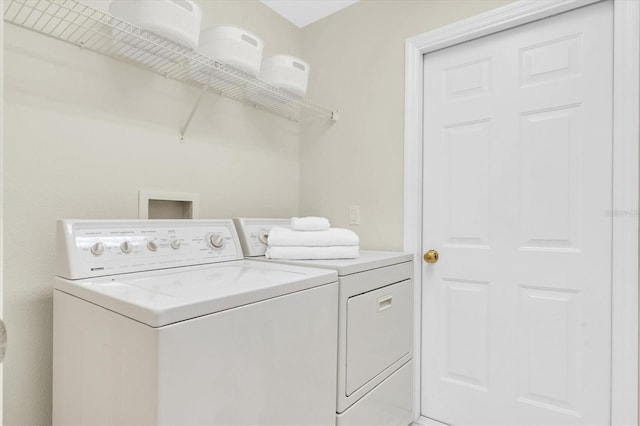 11418 Tee Time Cir, New Port Richey, FL 34654 - washroom featuring independent washer and dryer