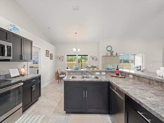 8199 Nordica Rd, Weeki Wachee, FL 34613 - photo 27