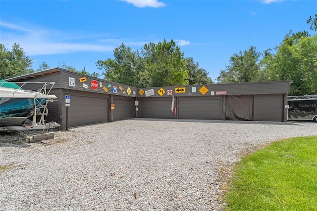 26221 Pheasant Run, Wesley Chapel, FL 33544 - view of garage