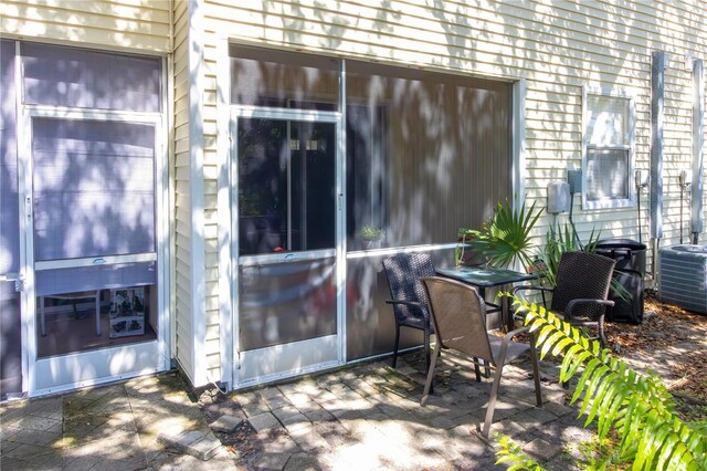13651 Forest Lake Dr, Largo, FL 33771 - photo 11
