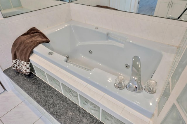 8143 Channel Dr, Port Richey, FL 34668 - bathroom with a whirlpool tub