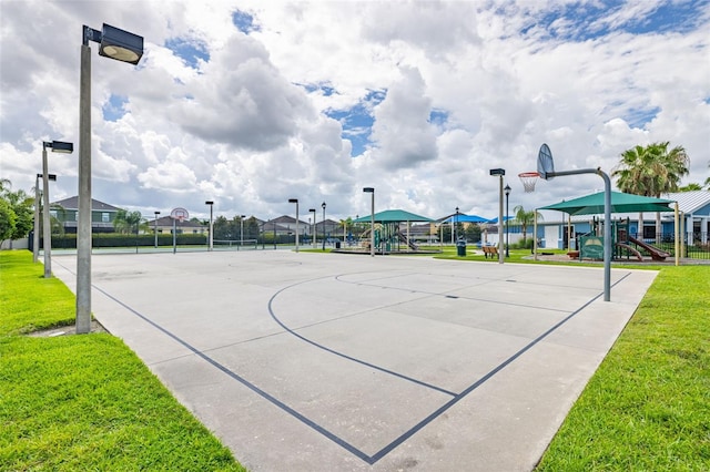 12119 Barnsley Reserve Pl, Gibsonton, FL 33534 - view of basketball court featuring community basketball court