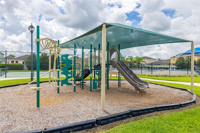 12119 Barnsley Reserve Pl, Gibsonton, FL 33534 - view of community playground