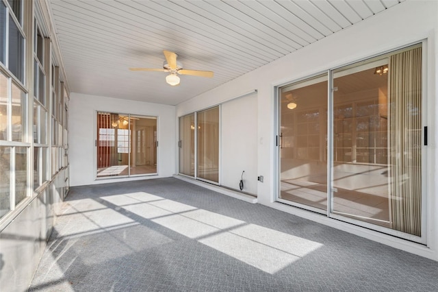 10394 Ireland St, Spring Hill, FL 34608 - unfurnished sunroom with a ceiling fan