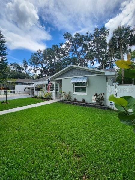 5710 Broadway Ave, New Port Richey, FL 34652 - view of front of home featuring stucco siding
