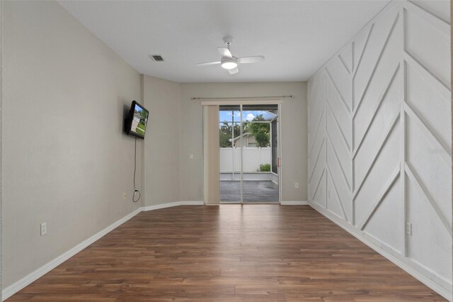 4396 Larkenheath Dr, Spring Hill, FL 34609 - photo 24