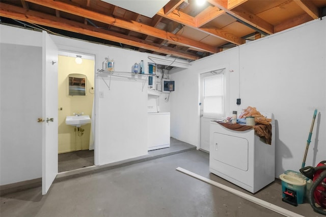 3528 Sheryl Hill Dr, Holiday, FL 34691 - basement featuring washing machine and dryer