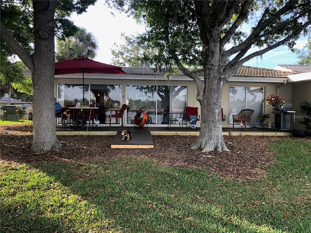 11446 W Bayshore Dr Unit 36, Crystal River, FL 34429 - view of yard with a patio area