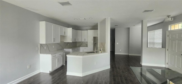 27606 Pleasure Ride Loop, Wesley Chapel, FL 33544 - photo 2