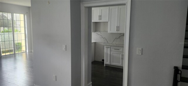 27606 Pleasure Ride Loop, Wesley Chapel, FL 33544 - photo 5