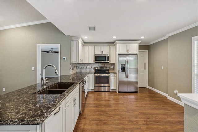 2827 Oak Tree Ln, Palm Harbor, FL 34684 - photo 15