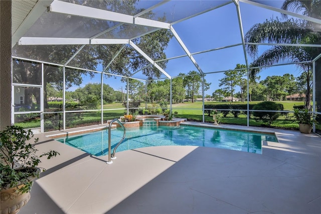 5301 Legend Hills Ln, Spring Hill, FL 34609 - view of pool with a patio, a lanai, and a pool with connected hot tub