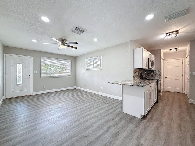 6001 1st St NE, Saint Petersburg, FL 33703 - photo 8