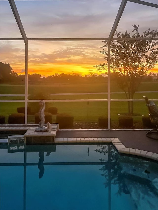 1610 Winding Willow Dr, Trinity, FL 34655 - swimming pool featuring a lanai