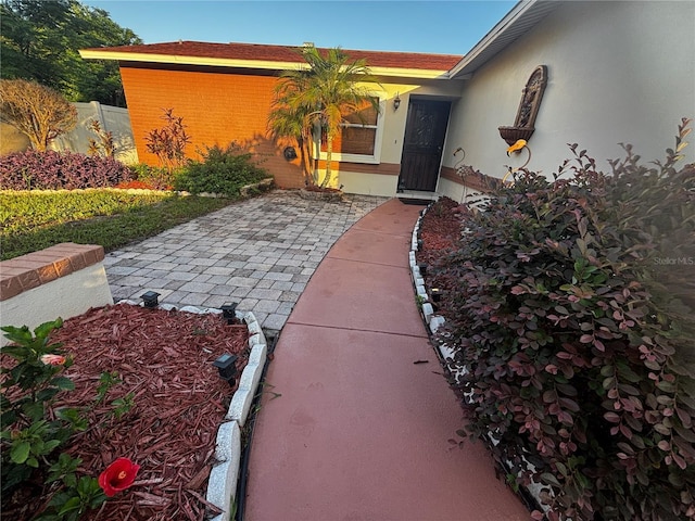 10411 Leaning Oak Dr, Port Richey, FL 34668 - photo 3