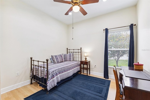 15604 Durango Cir, Brooksville, FL 34604 - bedroom featuring light wood-style floors, recessed lighting, and a ceiling fan