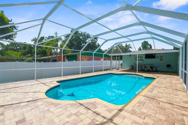 18605 San Rio Cir, Lutz, FL 33549 - photo 10