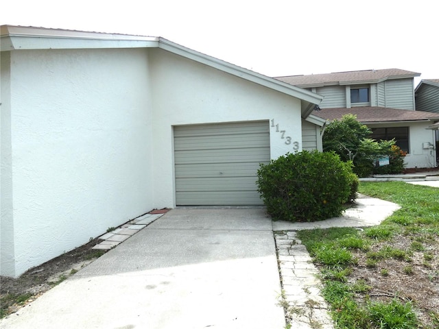 11733 Rolling Pine Ln, Port Richey, FL 34668 - photo 2