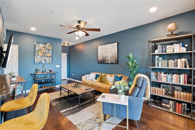 2010 E Palm Ave Unit 14312, Tampa, FL 33605 - living area with ceiling fan, wood finished floors, and recessed lighting
