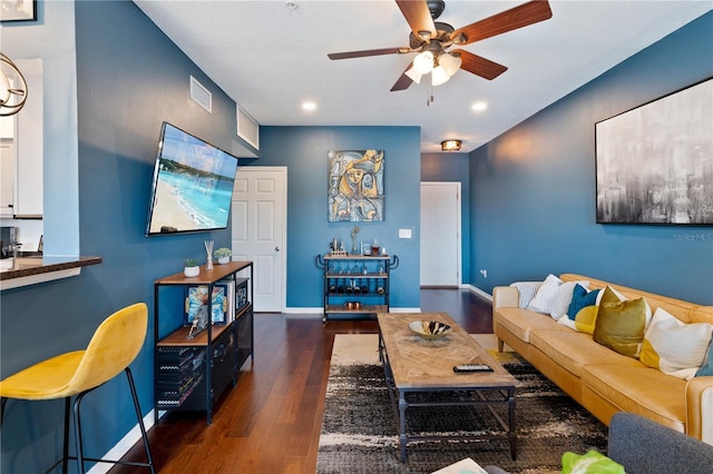 2010 E Palm Ave Unit 14312, Tampa, FL 33605 - living area featuring a ceiling fan, wood finished floors, and recessed lighting