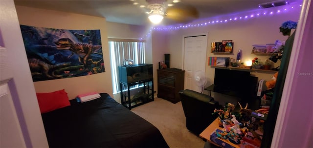 7689 N Galt Pt, Dunnellon, FL 34434 - bedroom with carpet floors and a ceiling fan
