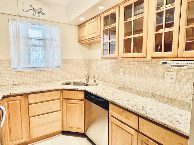 421 Windrush Bay Dr Unit 421, Tarpon Springs, FL 34689 - photo 3