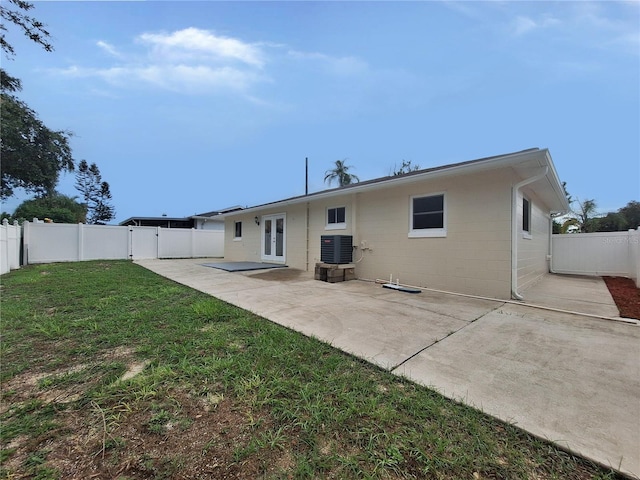 1611 Cromwell Dr, Tarpon Springs, FL 34689 - photo 20