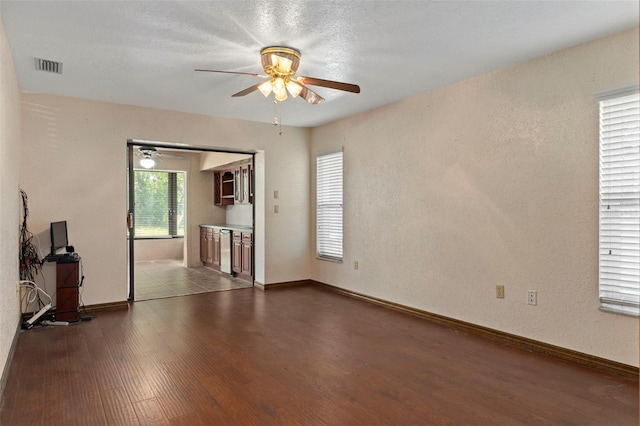 2318 Evenglow Ave, Spring Hill, FL 34609 - photo 27