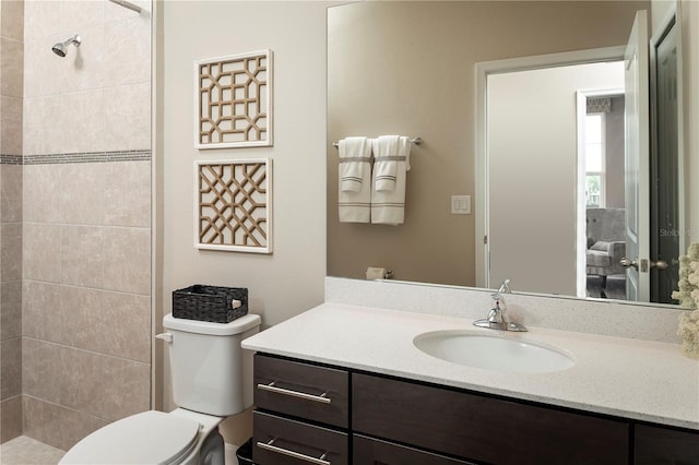 120 Venetian Palms Blvd, New Smyrna Beach, FL 32168 - full bath with vanity and tiled shower