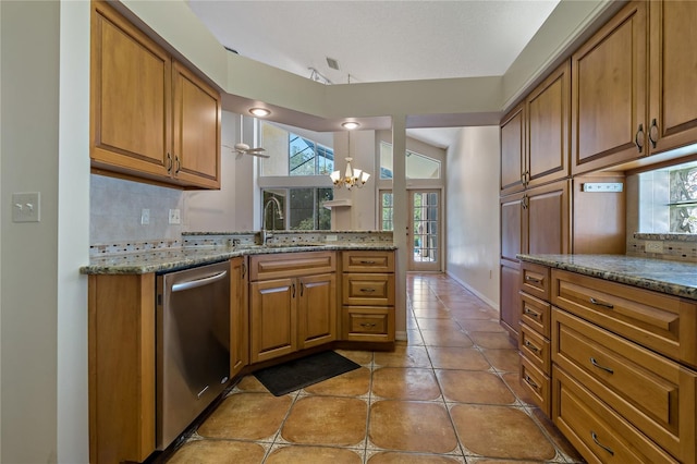 1115 Dartford Dr, Tarpon Springs, FL 34688 - photo 12
