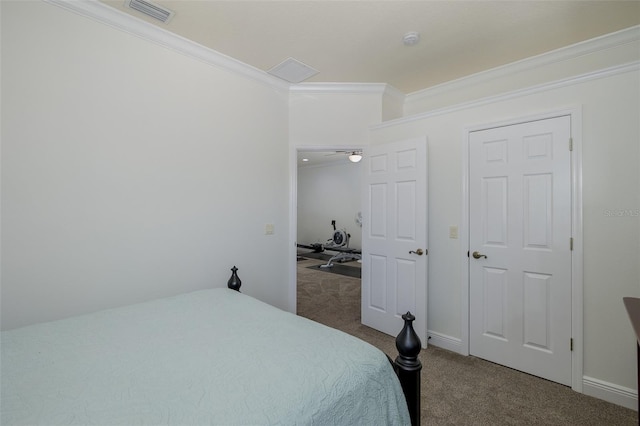 10508 Pontofino Cir, Trinity, FL 34655 - bedroom featuring carpet floors and crown molding