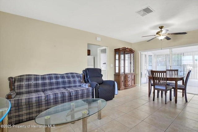 1054 Embassy Ave, Spring Hill, FL 34606 - photo 5