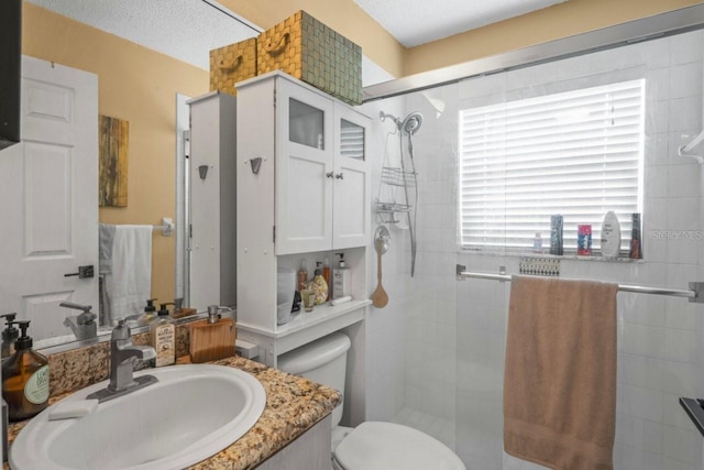 3539 Anniversary Ct, New Port Richey, FL 34653 - bathroom featuring a stall shower and vanity