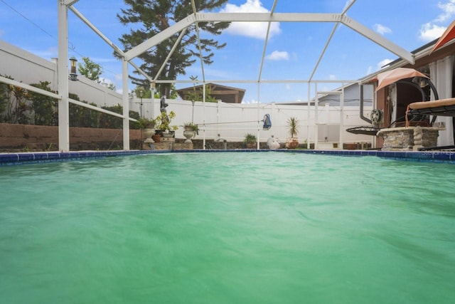 3539 Anniversary Ct, New Port Richey, FL 34653 - view of pool with glass enclosure