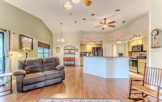 11409 Deercroft Ct, Spring Hill, FL 34609 - photo 20